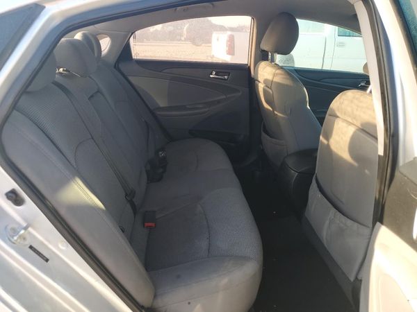 2014 HYUNDAI SONATA GLS/ GLS Popular
