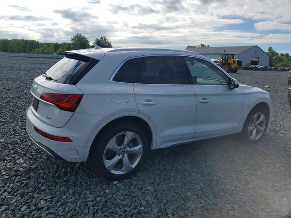 2021 AUDI Q5 quattro Prestige