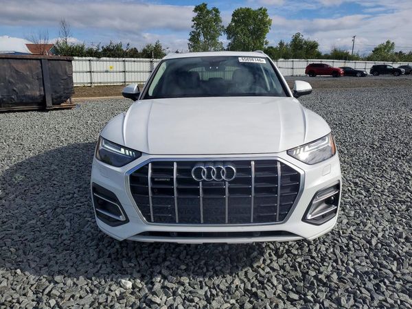 2021 AUDI Q5 quattro Prestige