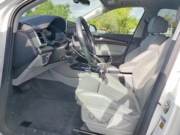 2021 AUDI Q5 quattro Prestige