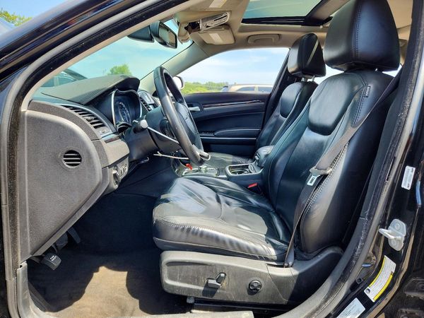 2015 CHRYSLER 300 Limited