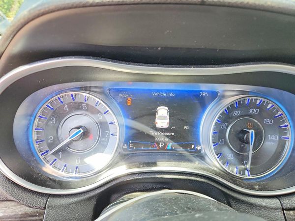 2015 CHRYSLER 300 Limited