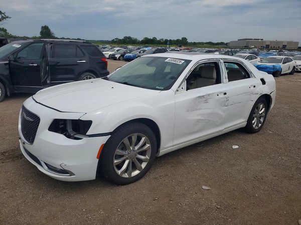 2016 CHRYSLER 300 300C