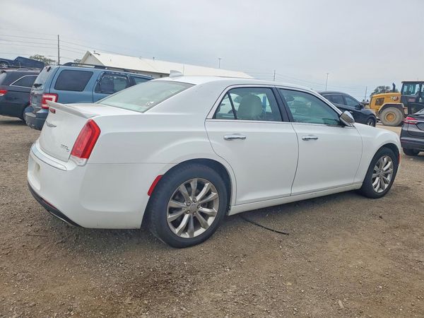 2016 CHRYSLER 300 300C