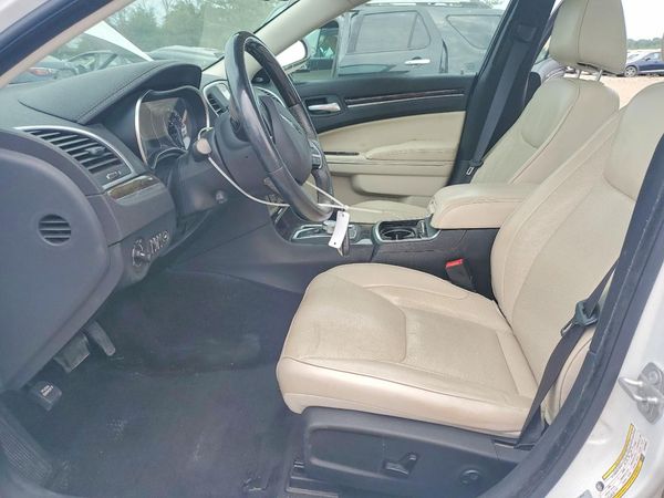 2016 CHRYSLER 300 300C
