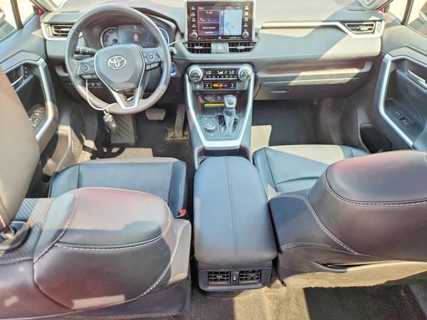 2021 TOYOTA RAV4 Limited HV