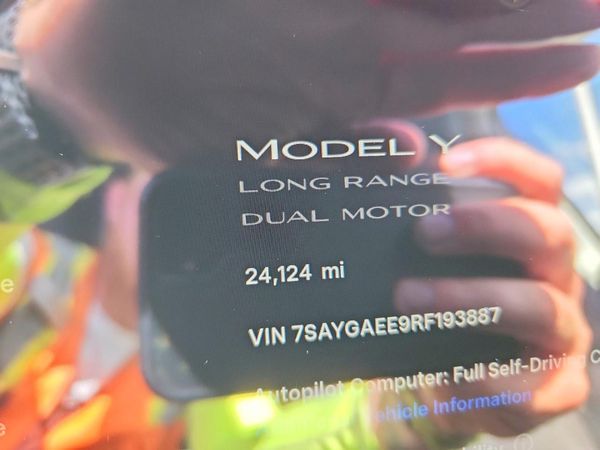 2024 TESLA MODEL Y