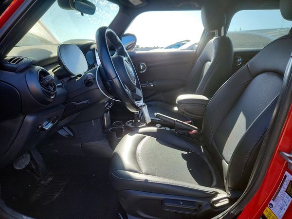 2022 MINI COOPER