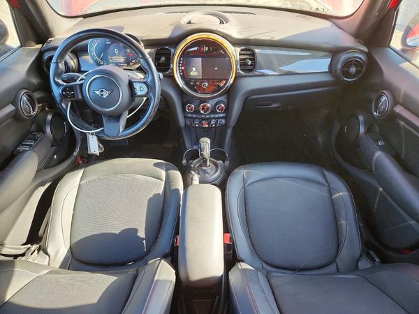 2022 MINI COOPER