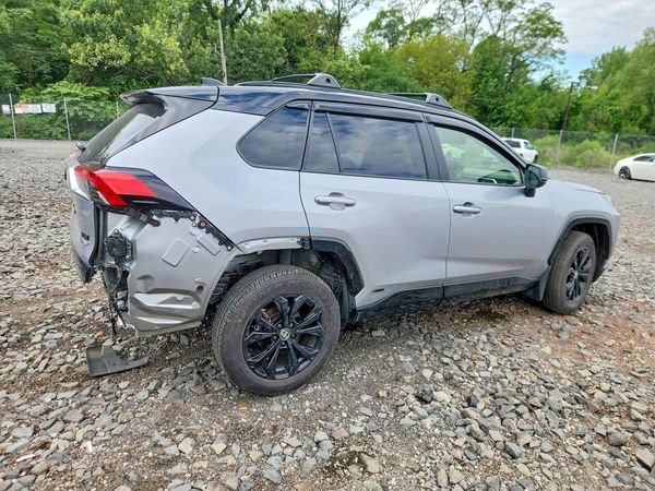 2025 TOYOTA RAV4 XSE