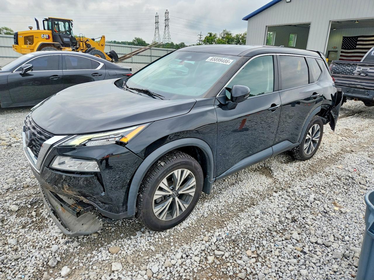 2022 NISSAN ROGUE SV — Front 3/4