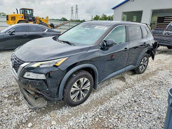 2022 NISSAN ROGUE SV — Front 3/4