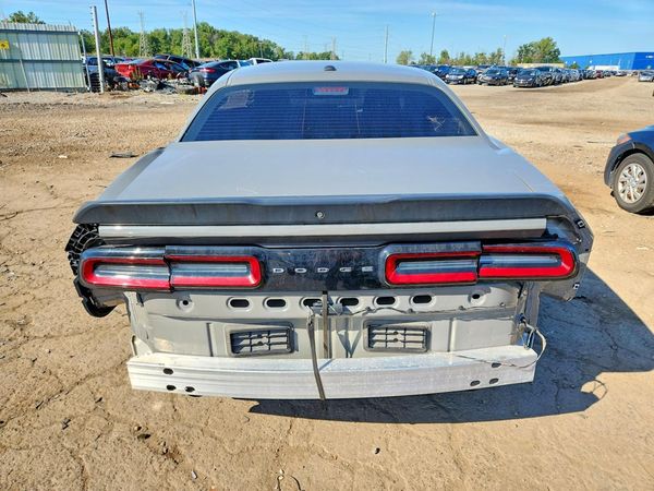 2018 DODGE CHALLENGER SXT