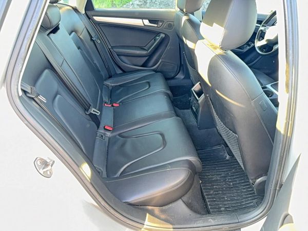 2013 AUDI A4 quattro Premium