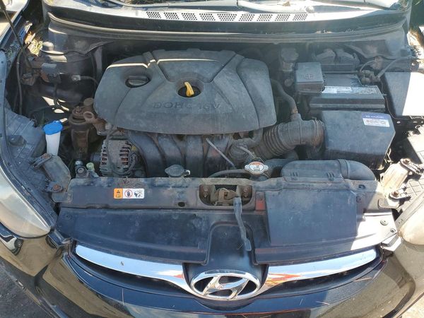 2013 HYUNDAI ELANTRA