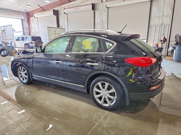 2015 INFINITI QX50