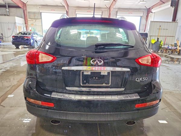 2015 INFINITI QX50