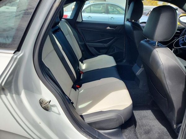 2021 VOLKSWAGEN JETTA S / SE / R-Line