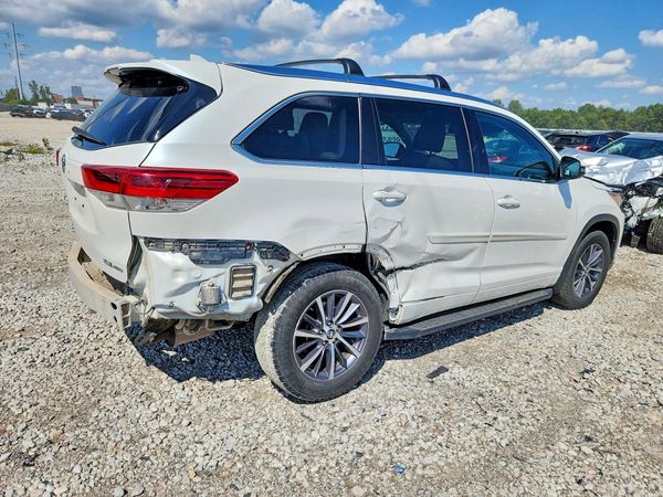 2017 TOYOTA HIGHLANDER SE/XLE
