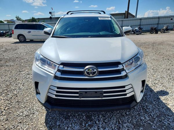 2017 TOYOTA HIGHLANDER SE/XLE