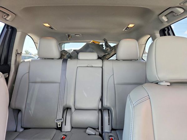 2017 TOYOTA HIGHLANDER SE/XLE