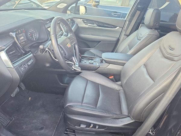 2025 CADILLAC XT6