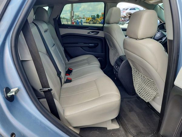 2014 CADILLAC SRX Luxury