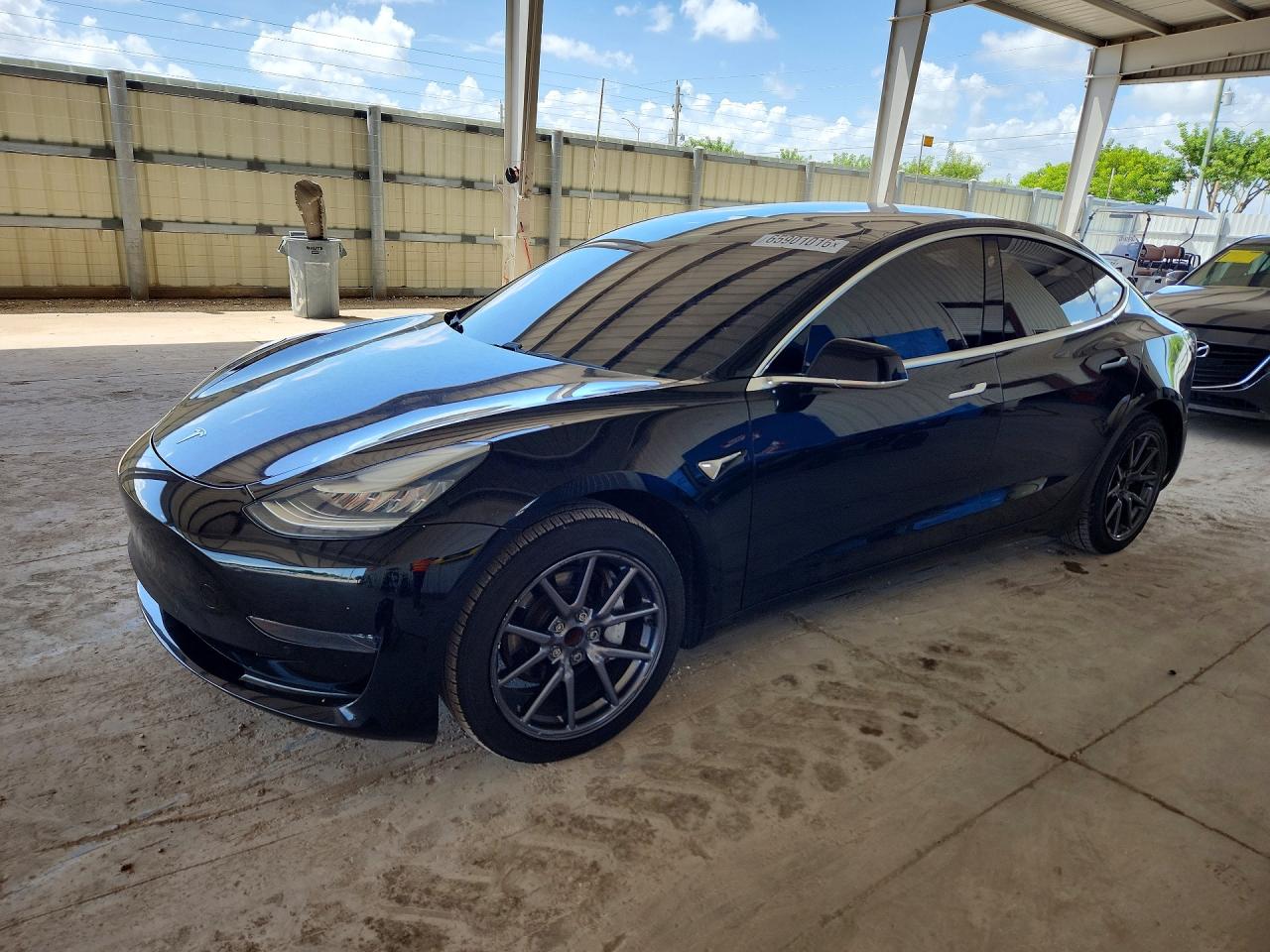 2020 TESLA MODEL 3 — Front 3/4