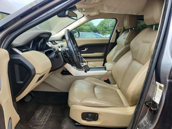 2016 LAND ROVER RANGEROVER SE