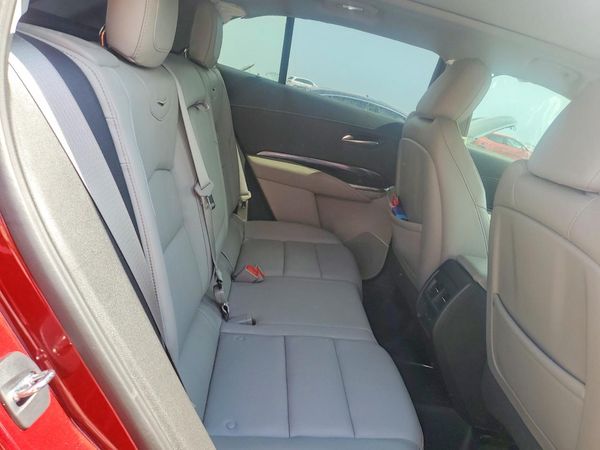 2023 CADILLAC XT4 Luxury