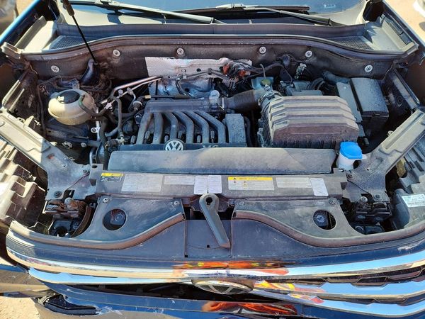 2021 VOLKSWAGEN ATLAS — Engine bay