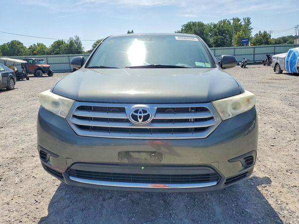 2013 TOYOTA HIGHLANDER Base/Hybrid