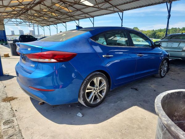 2017 HYUNDAI ELANTRA