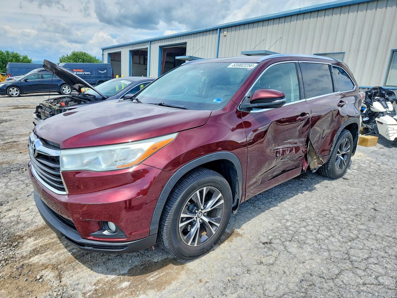 2016 TOYOTA HIGHLANDER