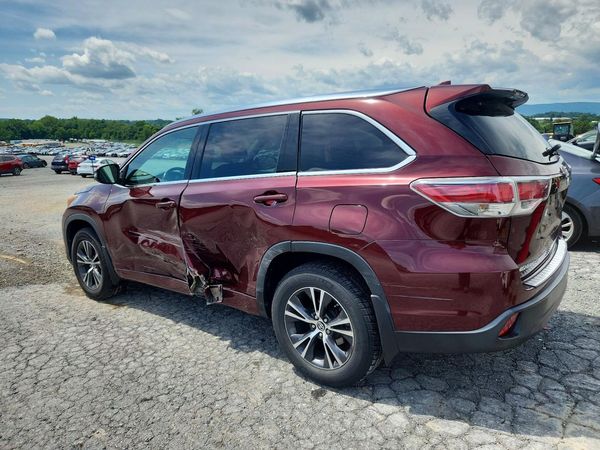 2016 TOYOTA HIGHLANDER