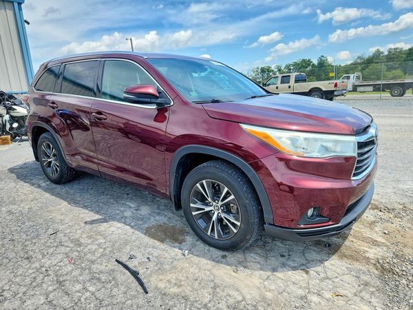 2016 TOYOTA HIGHLANDER