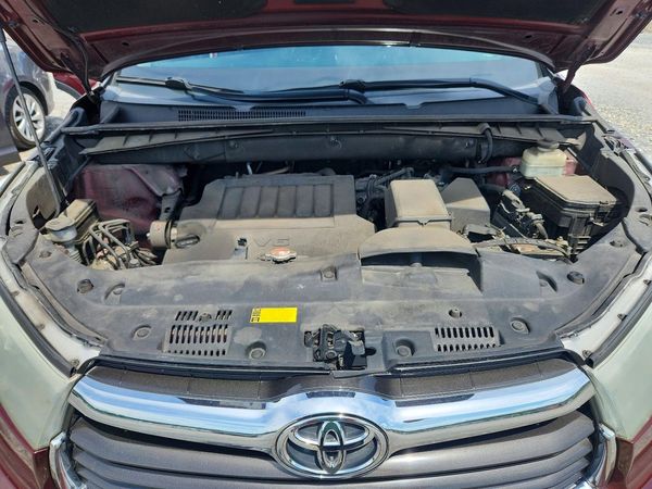 2016 TOYOTA HIGHLANDER