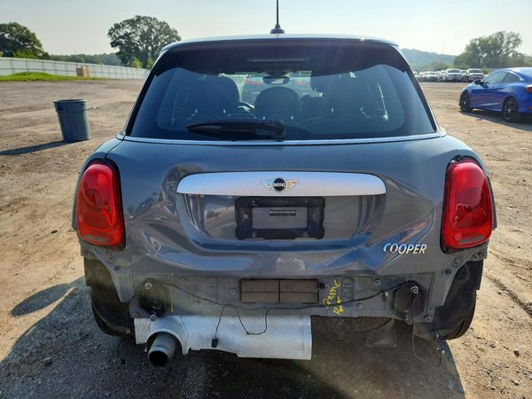 2015 MINI COOPER