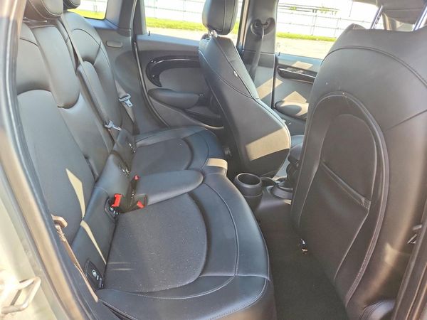 2015 MINI COOPER