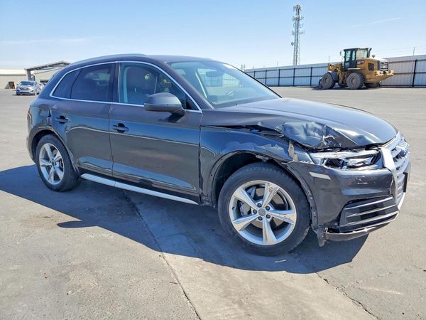 2020 AUDI Q5 quattro Premium