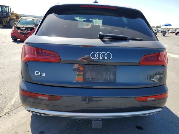 2020 AUDI Q5 quattro Premium