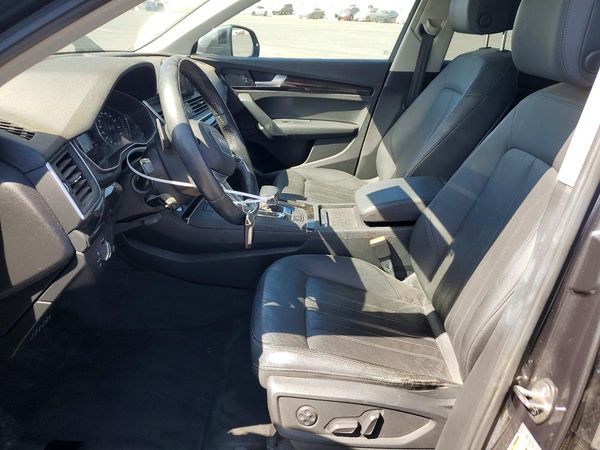 2020 AUDI Q5 quattro Premium