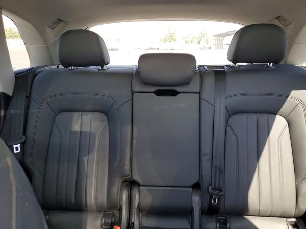 2020 AUDI Q5 quattro Premium