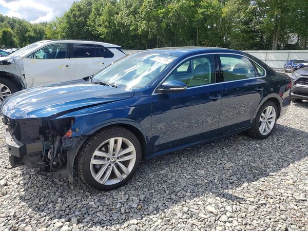 2018 VOLKSWAGEN PASSAT