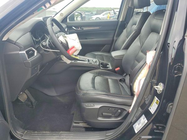 2022 MAZDA CX-5 Premium Package