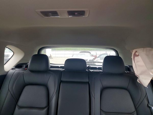 2022 MAZDA CX-5 Premium Package