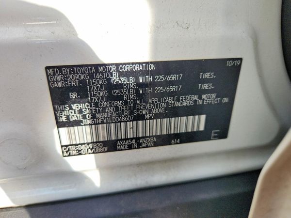 2020 TOYOTA RAV4 LE