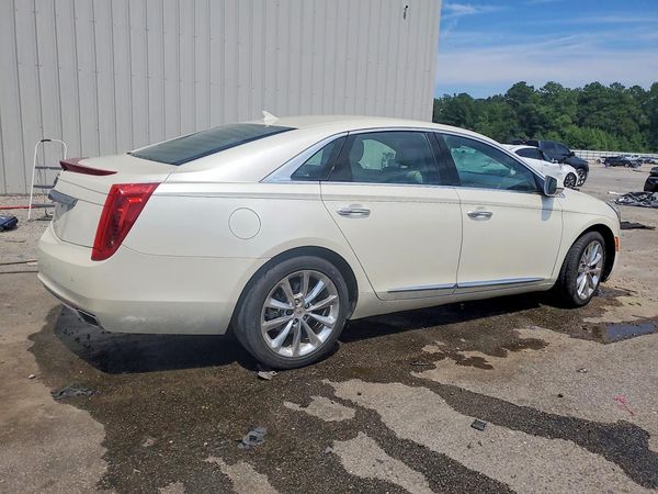 2013 CADILLAC XTS