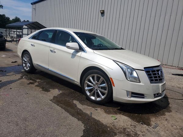 2013 CADILLAC XTS