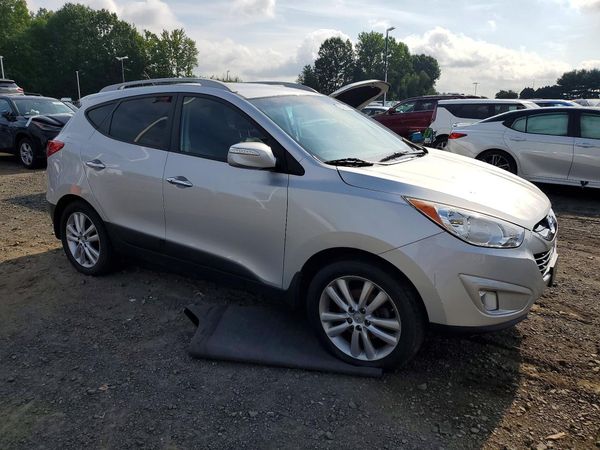 2013 HYUNDAI TUCSON — Passenger 3/4
